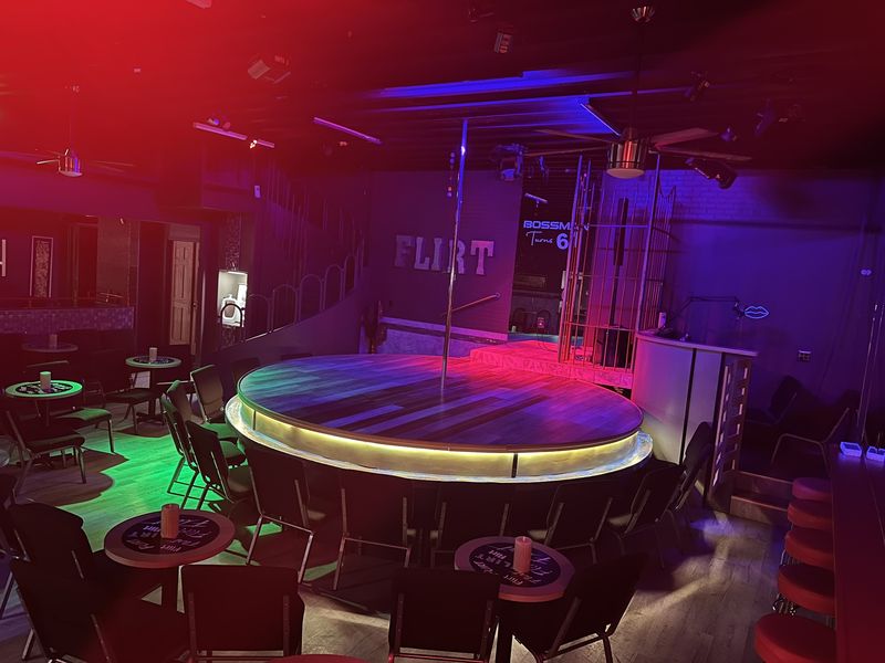 The stage again at Flirt